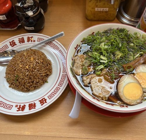 背油黒醤油ラーメン【伍福軒】